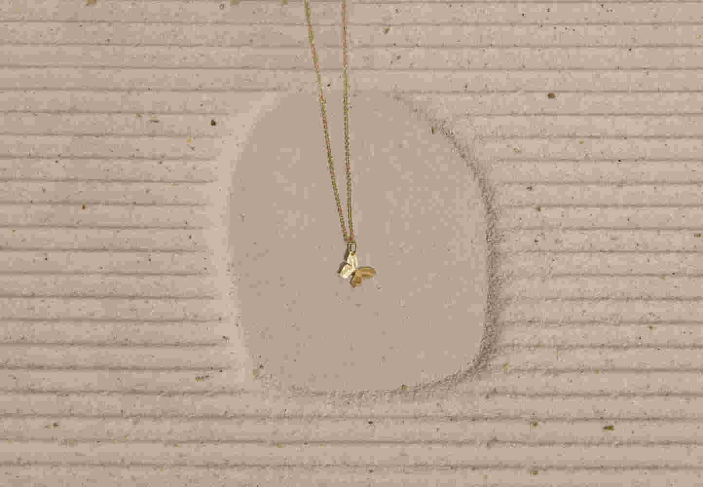 Gold butterfly necklace (SML)