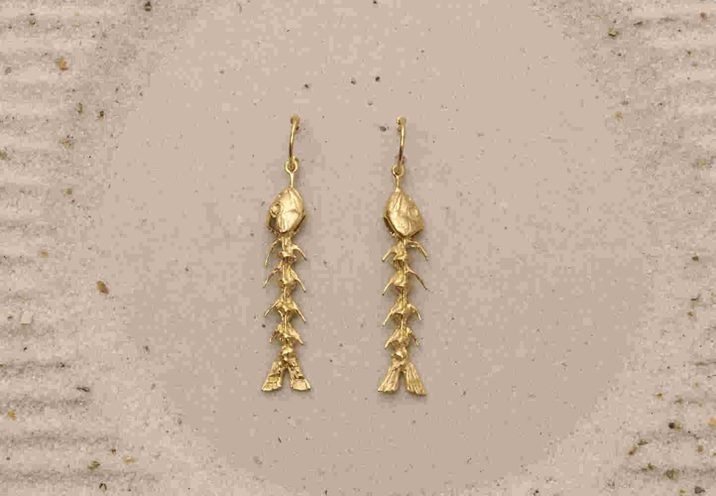 Gold fishbone earrings (SML)