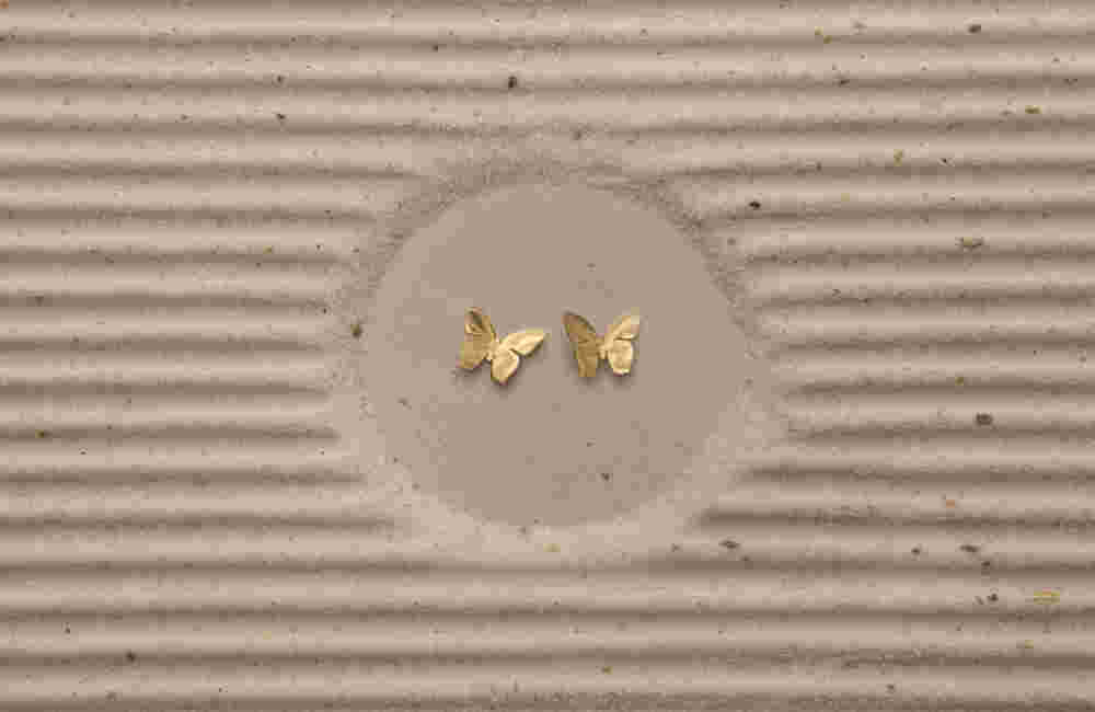 BTFLY EARRINGS BIG GOLD
