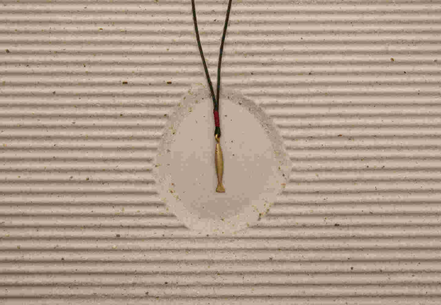 Gold etched fish with chain (SML)